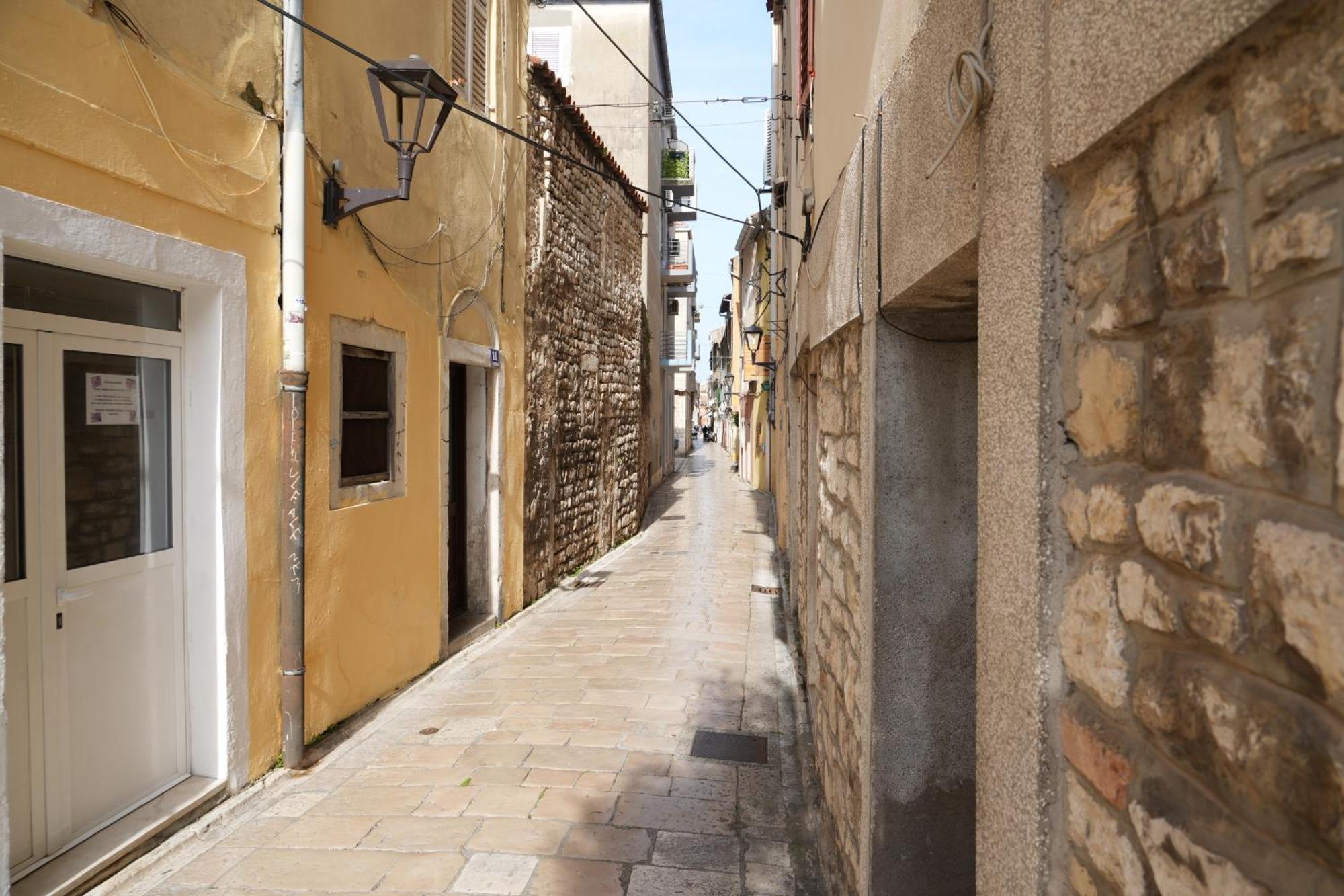 Apartment Kaya Prime Location In Old Town Zadar Exterior foto